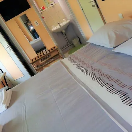 Hotel Le Terminus Fasthotel Centre 2*